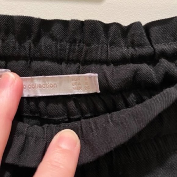 ZARA High-Waisted Paper Bag Pants, Black, Small - Picture 4 of 9